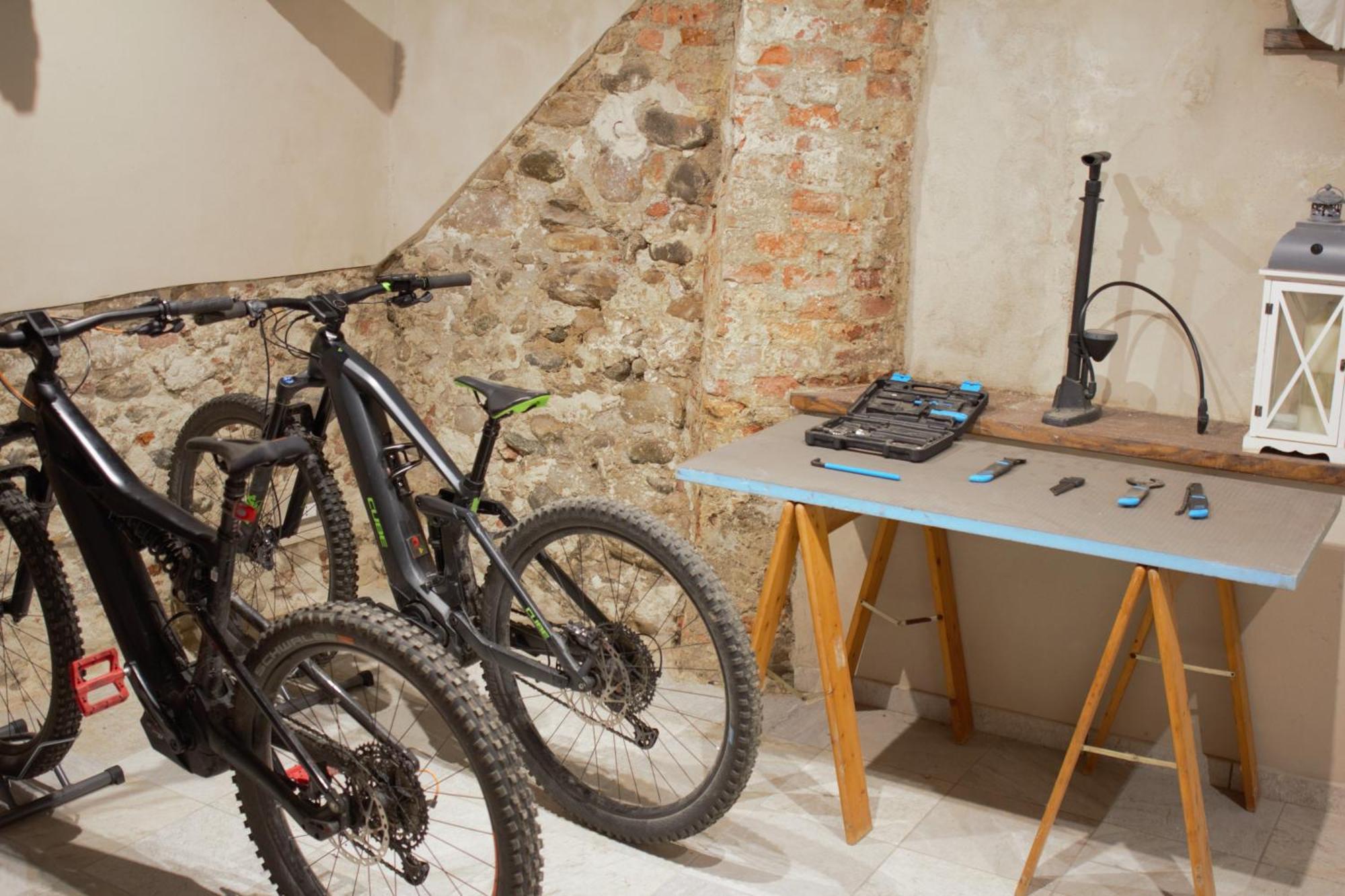 R&B La Torre Bed & Breakfast Mondovi Bagian luar foto